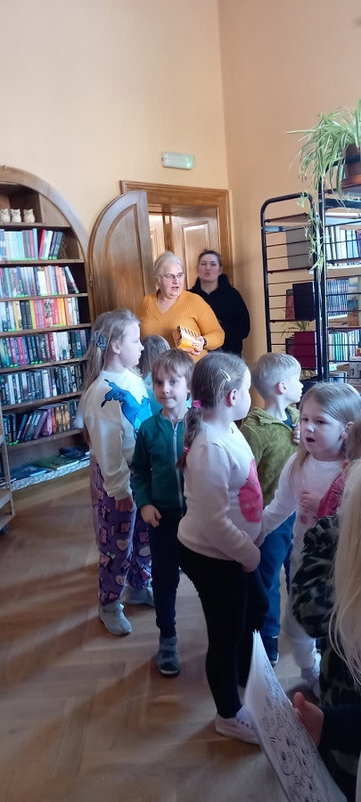 -3344105565995249885