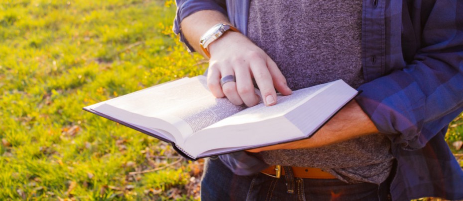 Aby istnieli wielcy poeci, muszą być wielcy czytelnicy